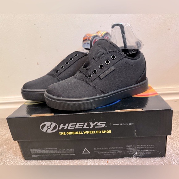 Heelys Pro 20 Skate Shoe- Kids - Picture 9 of 15